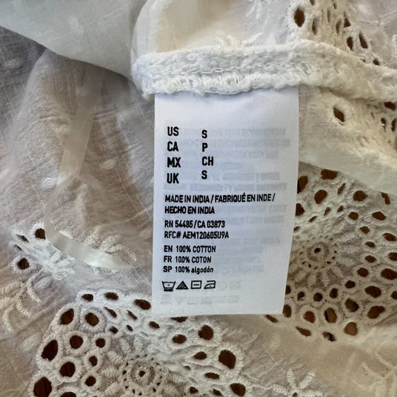 american eagle - white cotton off the shoulder top with eyelet details - size s - Picture 4 of 5